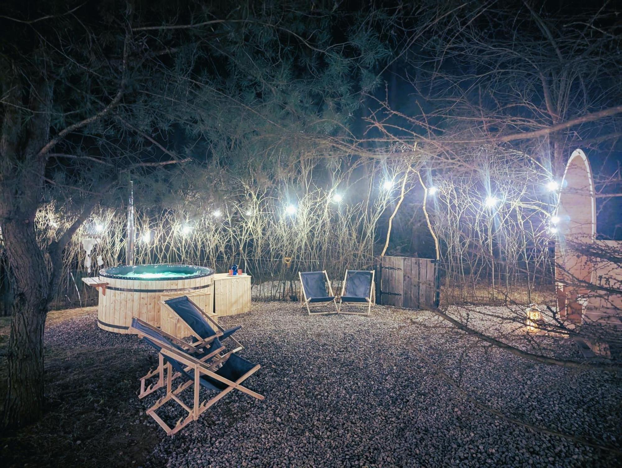 Forreset - Lesny Apartament, Sauna I Balia Jacuzzi Gietrzwald Ngoại thất bức ảnh